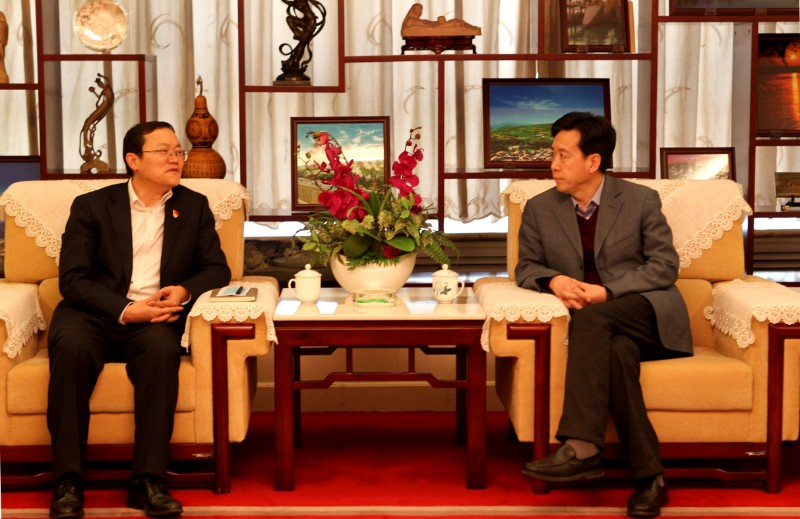 20210311馮宗敬局長(zhǎng)會(huì)見(jiàn)中國(guó)銀行領(lǐng)導(dǎo)一行2.jpg