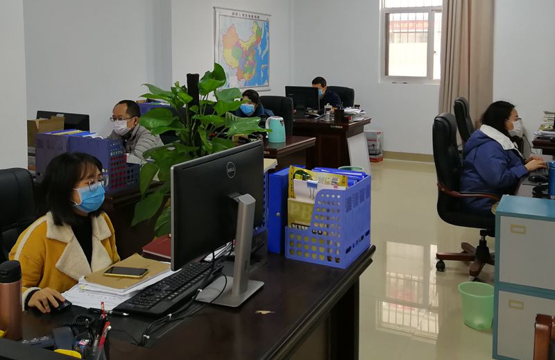 國家外匯管理局防城港市中心支局四項(xiàng)措施助力涉外企業(yè)復(fù)工復(fù)產(chǎn).jpg