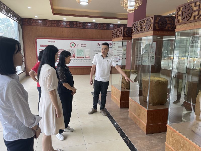 互聯(lián)網(wǎng)-梧州分局-國家外匯管理局梧州市分局聯(lián)合銀行前往涉外企業(yè)開展走訪調(diào)研-20240425.jpg